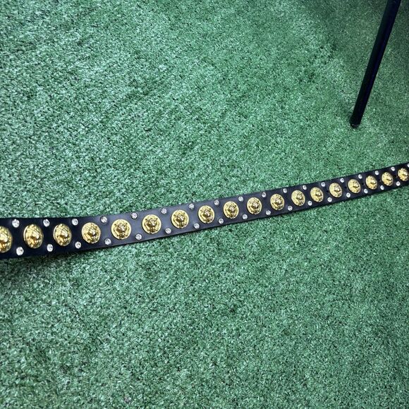 NEIMAN  MARCUS / ITALY BLACK LEATHER LION MEDALLION / CRYSTALS BELT SZ S *MINT*